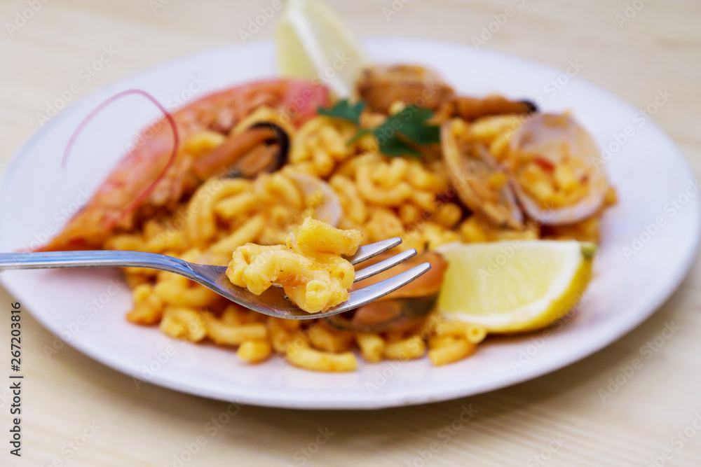 Fideua of seafood, clams, prawns and mussels Fideua of seafood, clams, prawns and mussels