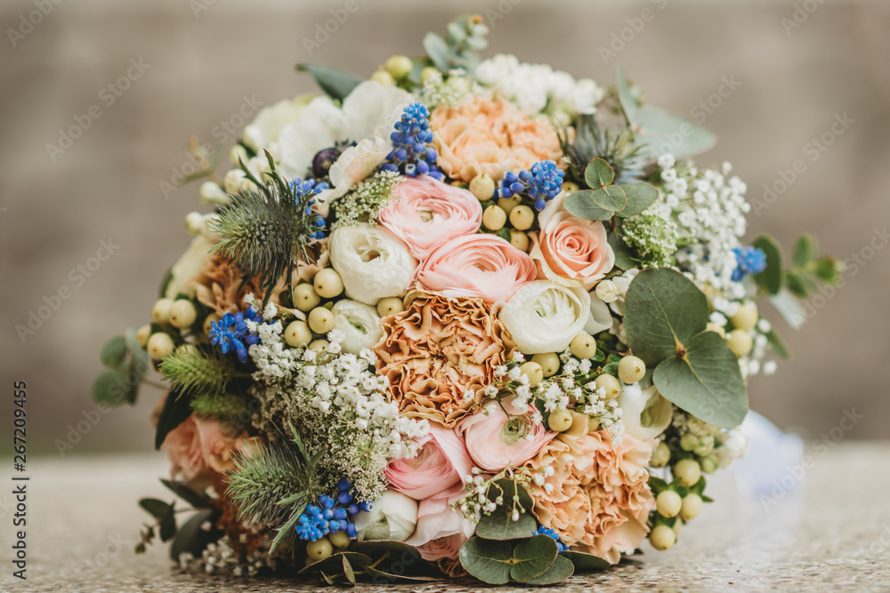 beautiful fresh cut flowers bridal bouquet 