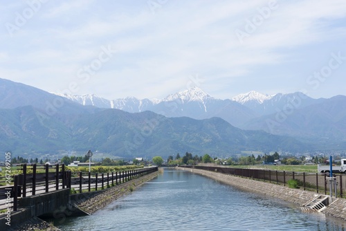 Wallpaper Mural 安曇野市　拾ヶ堰 Torontodigital.ca