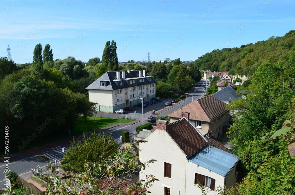 Mondeville, rue des roches (Calvados-Normandie-France)