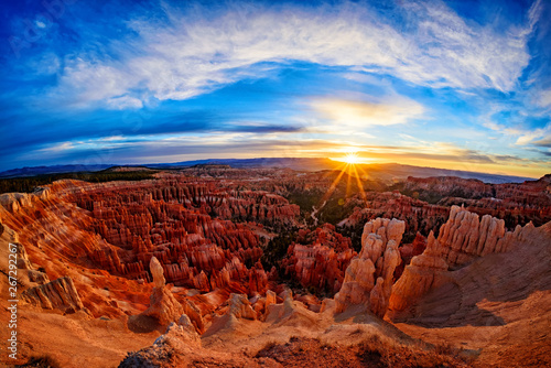 Bryce canyon sunrise