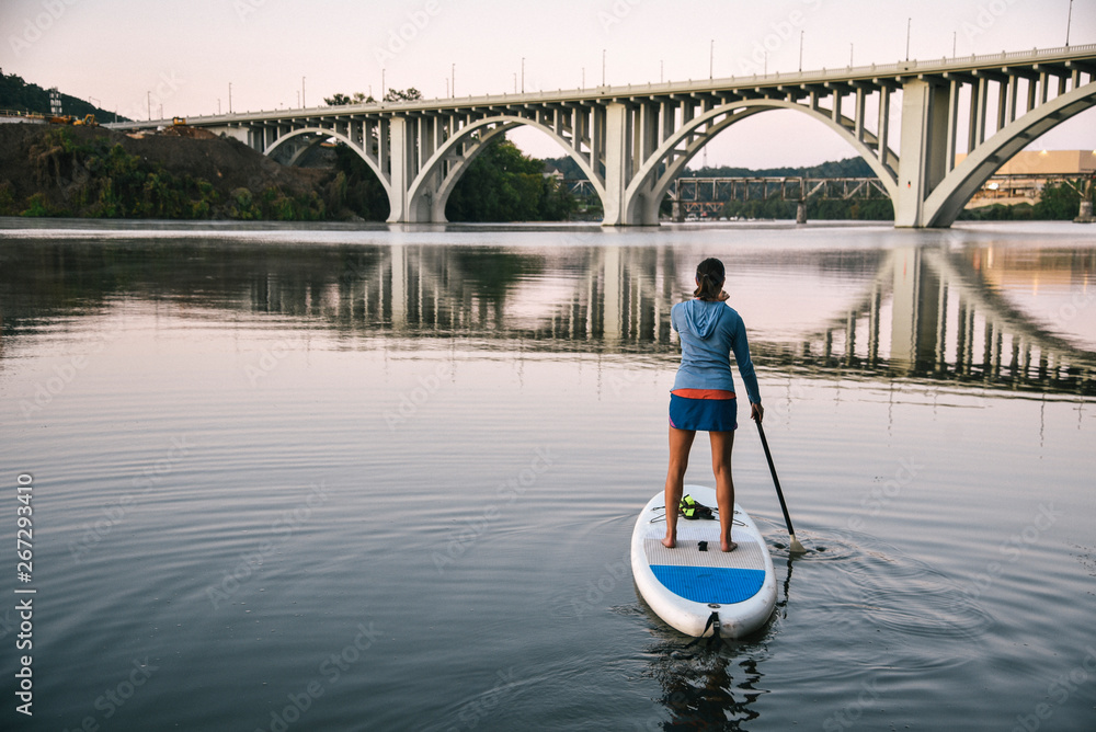 Paddling on the Tennessee River in Knoxville  - obrazy, fototapety, plakaty 