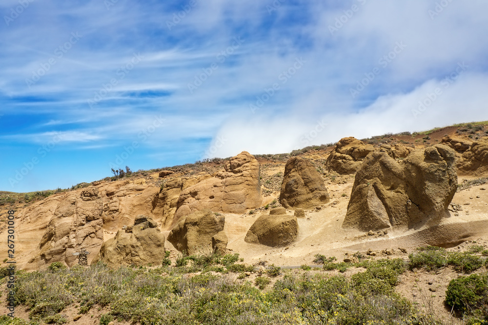 Fototapeta premium The outer Teno Mountains on teneriffa with its moonscape in sandstone and tuff formations