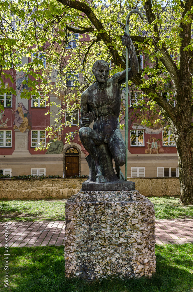 Fototapeta premium Borstay district, Munich, Germany an amazing area of the city, houses and courtyards
