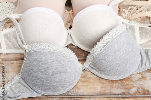 Obraz na płótnie Various kinds of bras