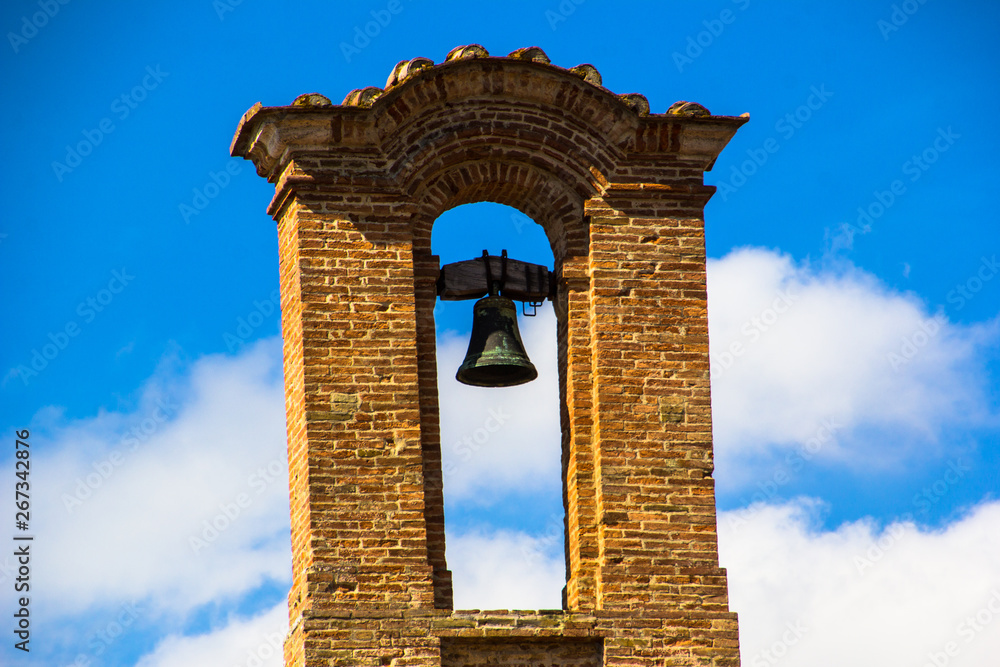 Glocke auf einem alten Palazzi in Montepulciano