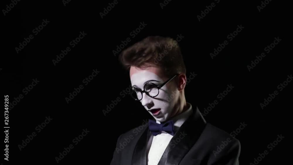 mime in a tuxedo with bowie shakes and then suddenly stops mime in a tuxedo with bowie shakes and then suddenly stops