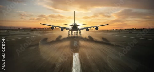 Obraz Startuje ogromny dwupiętrowy odrzutowiec komercyjny