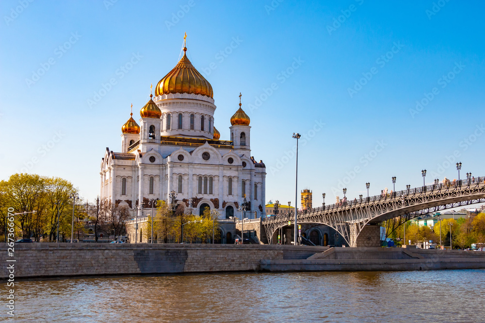 Cathedral of Christ the Savior. Spring in Moscow
