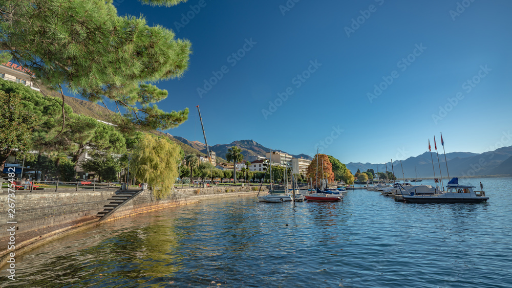 Obraz premium Sea Pier Port Yachts Harbour