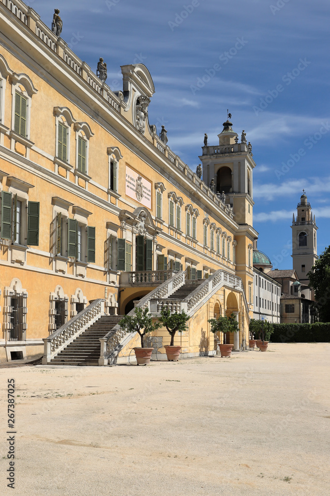 Obraz premium Reggia di Colorno con Palazzo Ducale in Italia, Colorno Royal Palace in Italy 