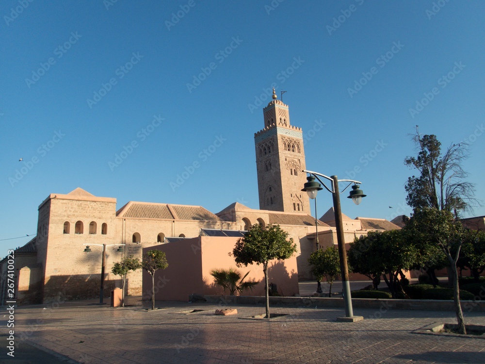 typicel arabic architecture in morocco