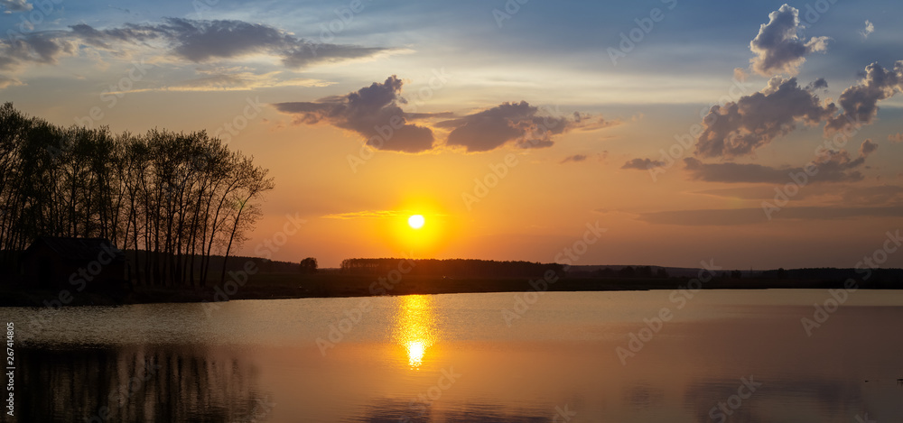 Obraz premium evening landscape on the Ural river at sunset, Russia