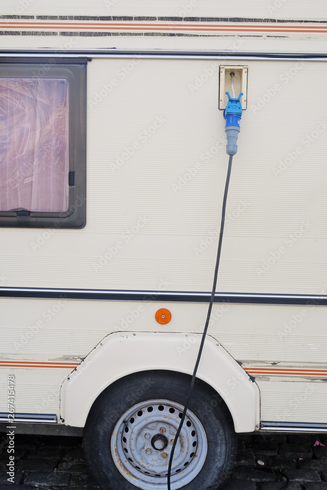câble électrique caravane Stock Photo Adobe Stock