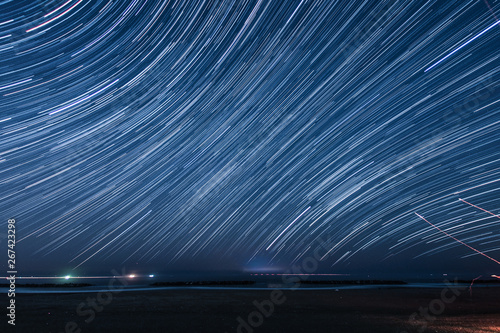 120分間の星の軌跡（仙台荒浜海岸）