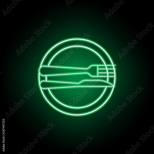 Excellent, table etiquette icon. Can be used for web, logo, mobile app, UI, UX