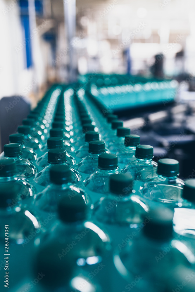 Bottling plant Water bottling line for processing and bottling pure