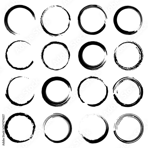 Grunge circles collection. Grounge round shapes big set. Vector