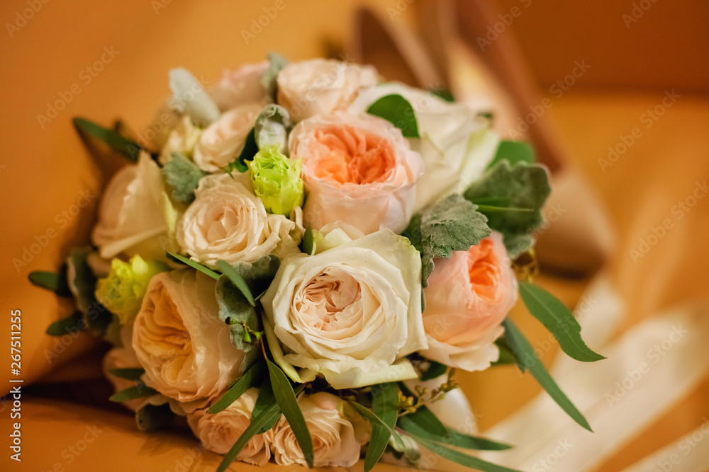 bouquet of white roses bouquet of white roses