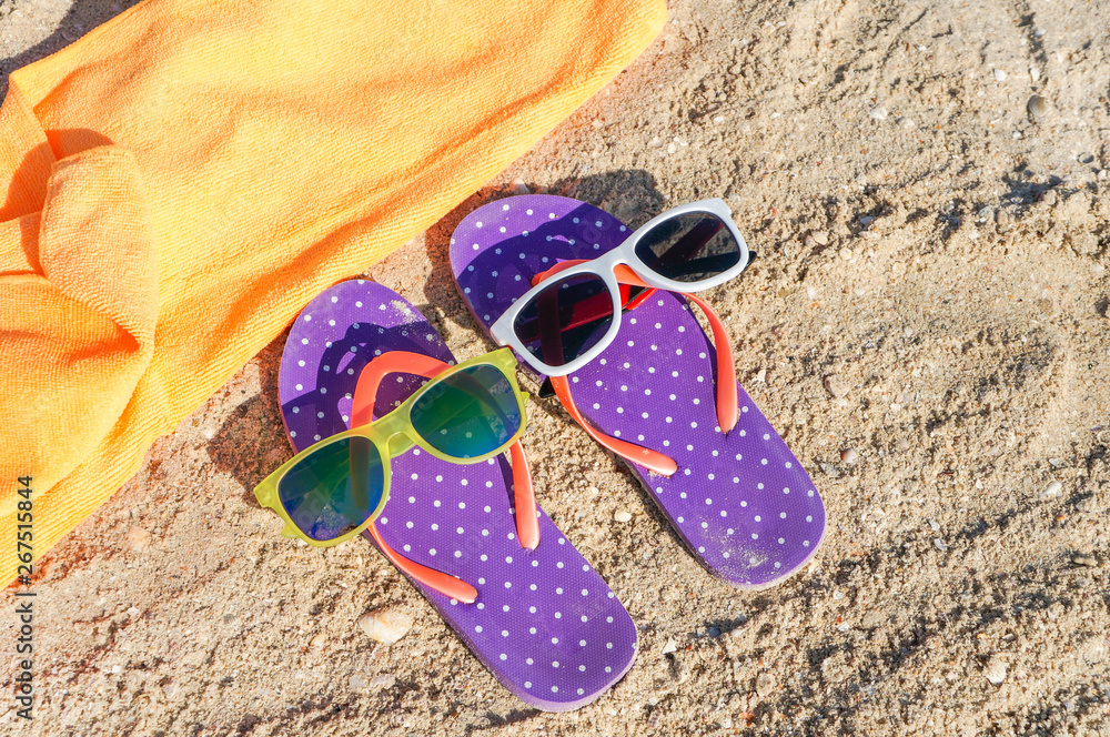 Funny flip flops store