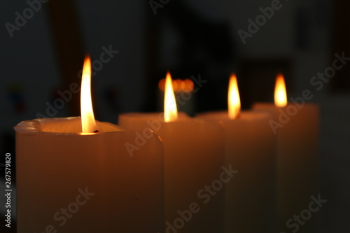4 candles glow in the dark