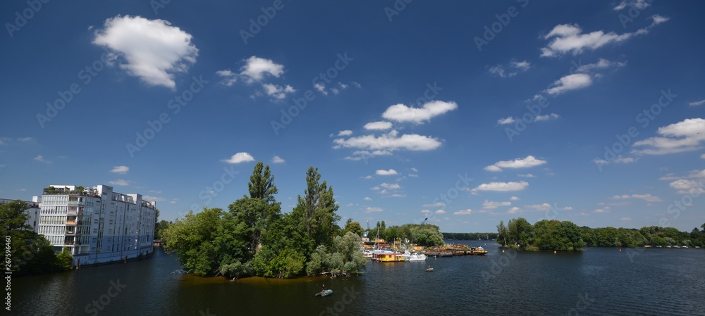Naklejka premium Impressions from the Havel River, Spring Havelspitze in Berlin Spandau from May 20, 2016, Germany