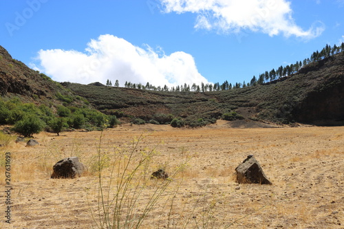 Ein ehemaliger Vulkan, der nach seiner Eruption in sich zusammen gefallen ist und nun fruchtbare Erde zum anbauen bietet. Gran Canaria , Spanien