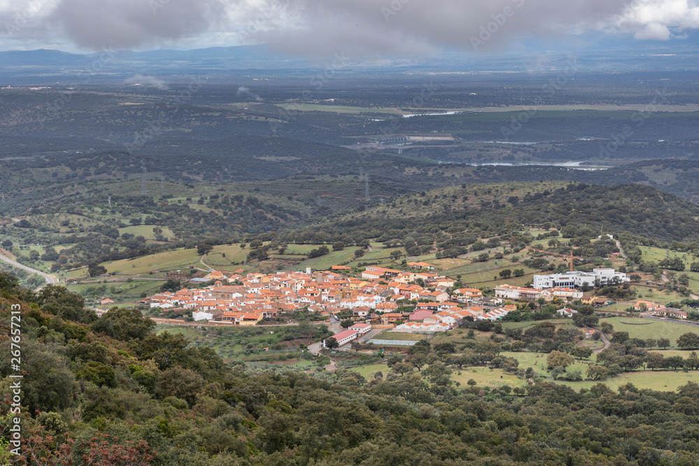 pamoramic view of extremadura dehesa