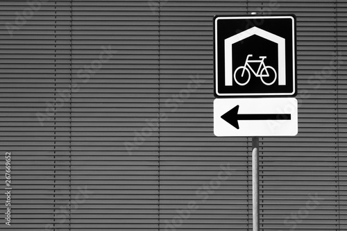 Bicycle parking sign