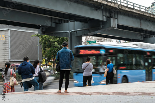 people waiting for citybus