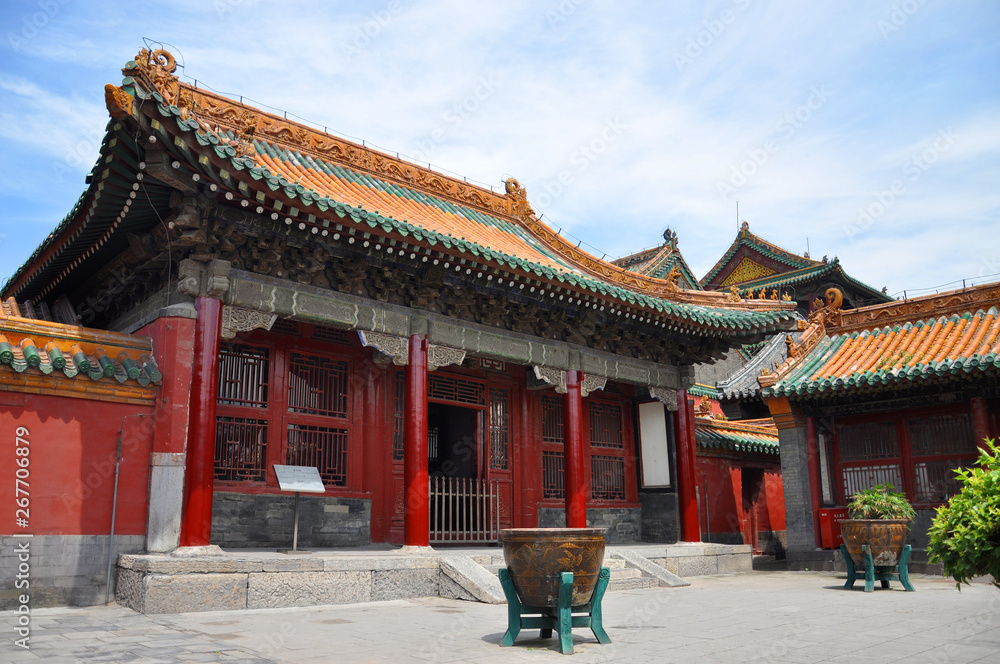 Diguang Hall in the Shenyang Imperial Palace (Mukden Palace), Shenyang, Liaoning Province, China. Shenyang Imperial Palace is UNESCO world heritage site built in 400 years ago. Diguang Hall in the Shenyang Imperial Palace (Mukden Palace), Shenyang, Liaoning Province, China. Shenyang Imperial Palace is UNESCO world heritage site built in 400 years ago.