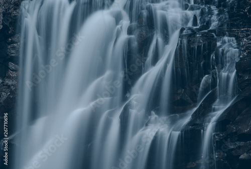 アシリベツの滝3（Ashiribetsu Falls） © FRAGMENTSOFHOKKAIDO