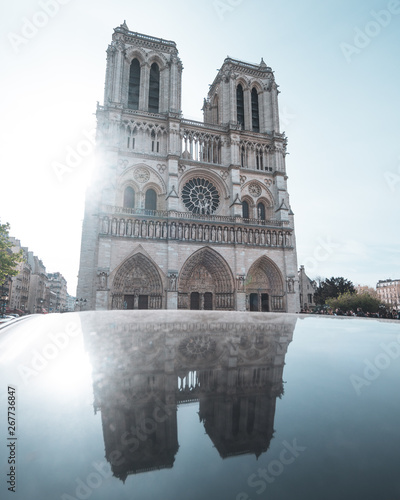 Notre-Dame Paris Reflektion
