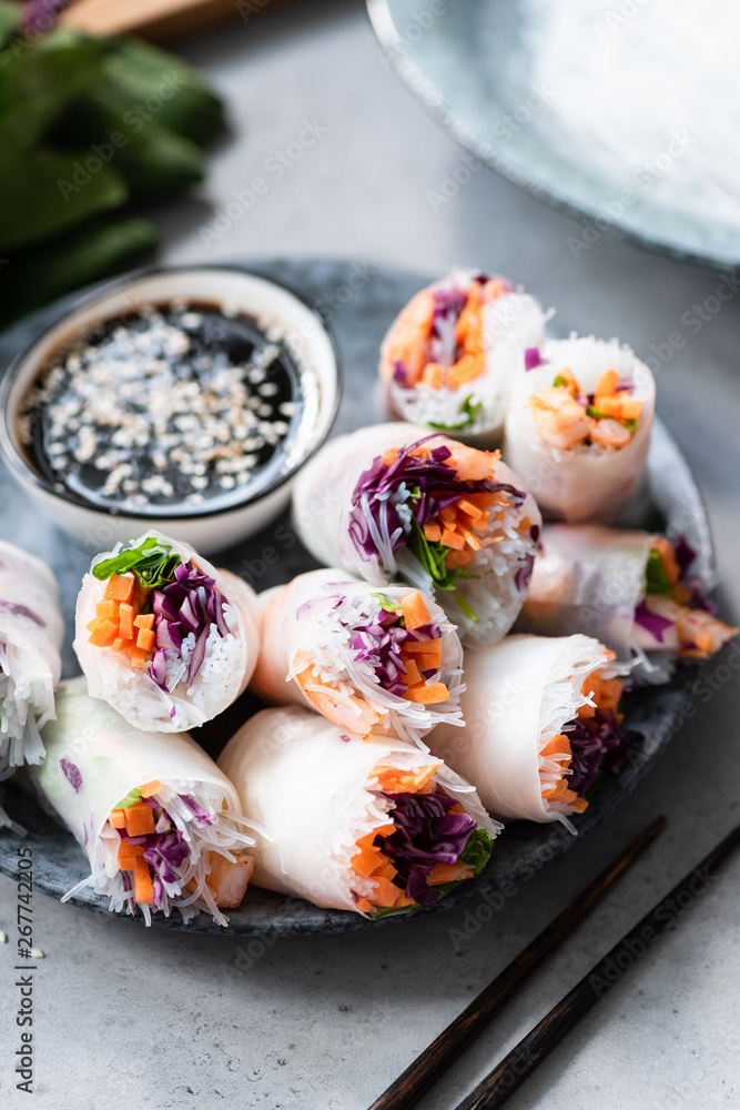 Vietnamese Asian Spring Rolls Or Rice Paper Rolls Stuffed With Red Cabbage, Shrimps, Glass Rice Noodles And Carrot Vietnamese Asian Spring Rolls Or Rice Paper Rolls Stuffed With Red Cabbage, Shrimps, Glass Rice Noodles And Carrot