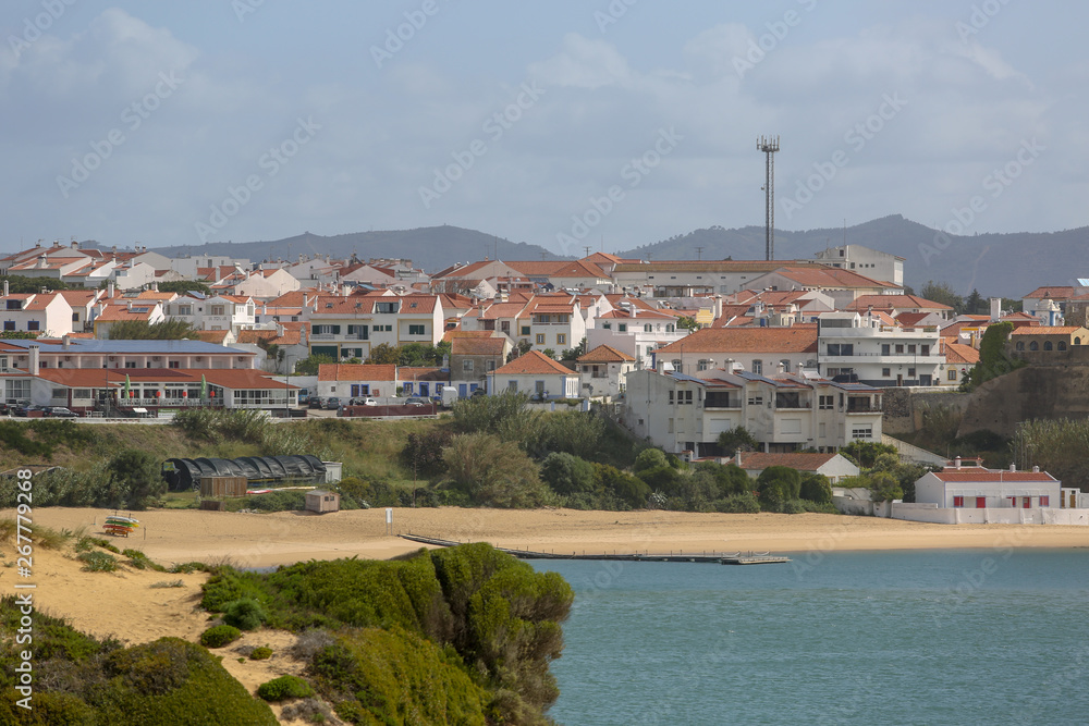Obraz premium city and beach of Vila Nova De Milfontes