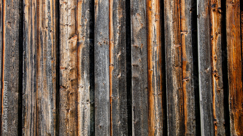 alte braune dunkle rustikale Holztextur - Holz Hintergrund © Corri Seizinger