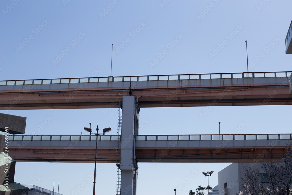 Two-story highway that crosses the city of Kobe, earthquake of 1995 Two-story highway that crosses the city of Kobe, earthquake of 1995
