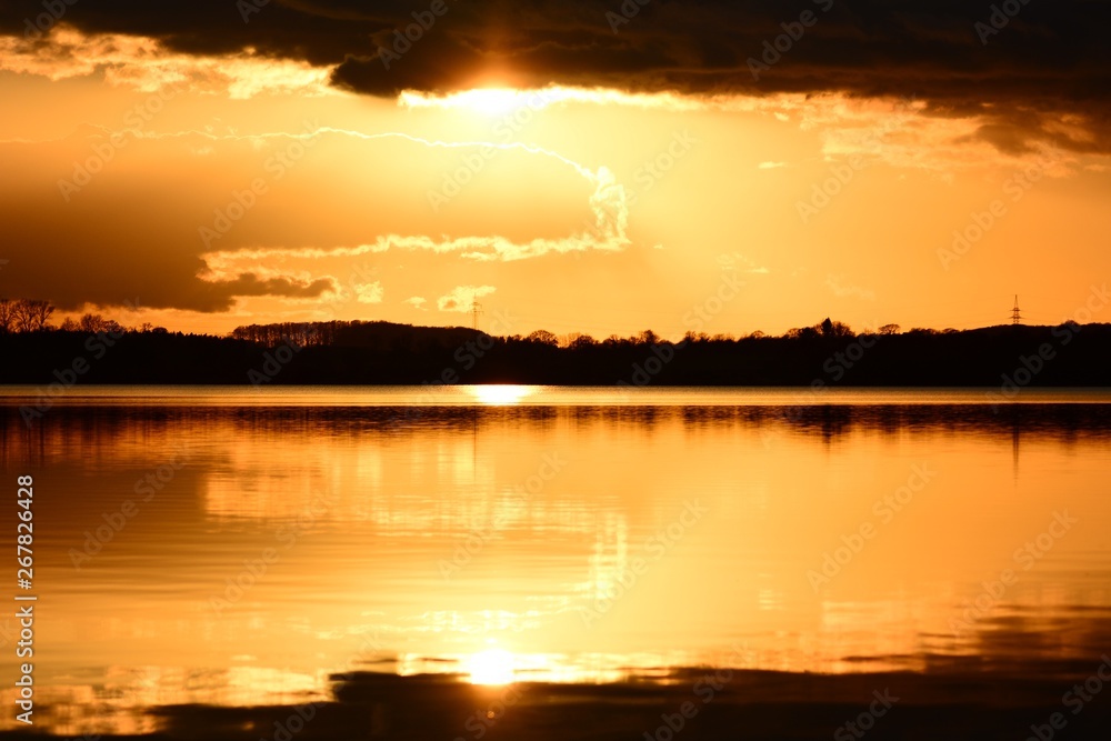 Golden Hour Lake View Sunset Sunrise Sunlight Water clear nice smooth sky