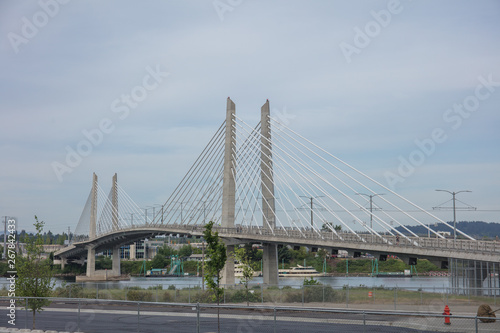 Tilikum crossing bridge