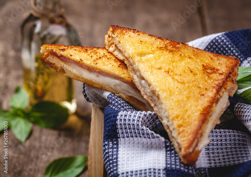 Sandwiches with cheese and ham