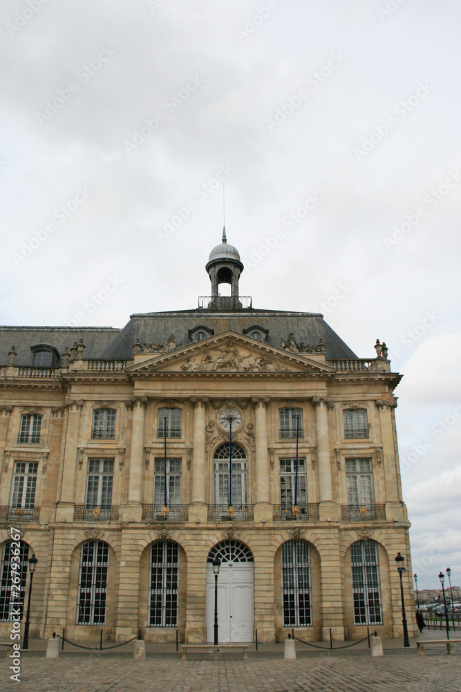 square (place de la bourse) in bordeaux (france)