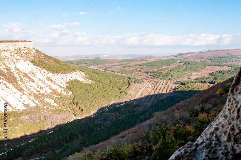 Fototapeta premium Biyuk-Ashlama-Dere gorge in Crimean mountains Chufut-Kale, Bakhchisaray, Crimea