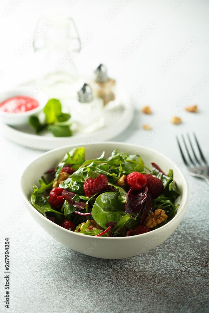 Prosciutto salad with walnuts and fresh raspberries Prosciutto salad with walnuts and fresh raspberries