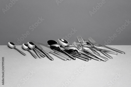 Couverts postion, argenterie studio 