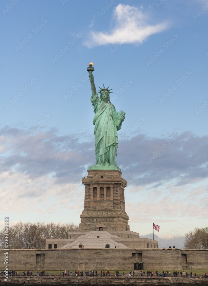 Fototapeta premium Statue of liberty in New York
