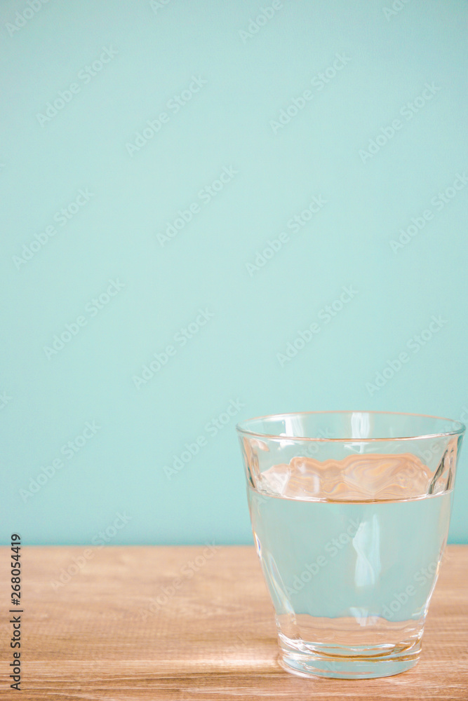 Glass of water on the table. テーブルの上のグラス一杯の水 Glass of water on the table. テーブルの上のグラス一杯の水