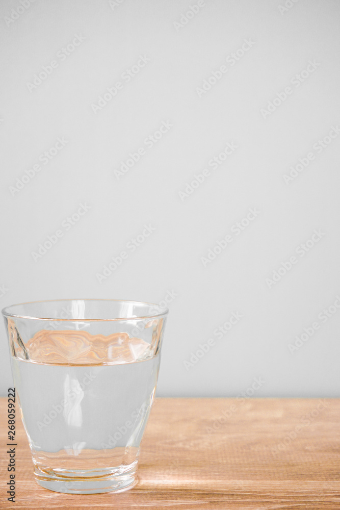 Glass of water on the table. テーブルの上のグラス一杯の水 Glass of water on the table. テーブルの上のグラス一杯の水