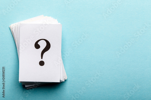 Canvas Print Question mark heap with copy space for confusion question or solution concept