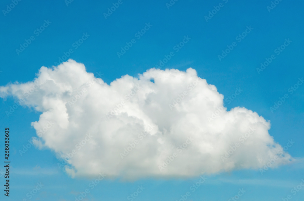 Fototapeta premium Blue sky and white clouds with blurred pattern background