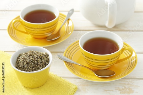 Goldenrut tea (Solidago virgaurea)
